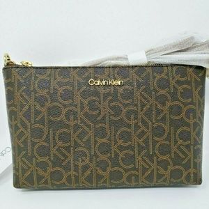 Calvin Klein Hayden Key Item Signature Zip